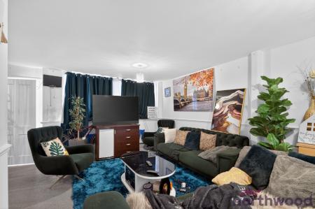 3 bedroom End of terrace house for sale in Kenneth Road, Basildon, SS13