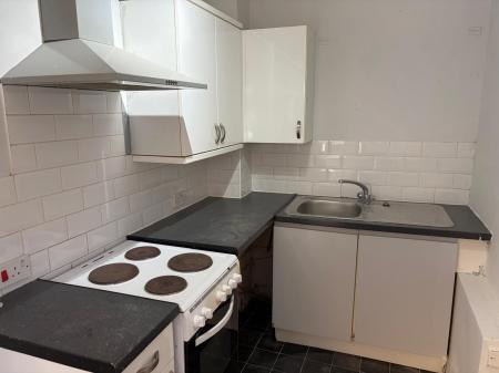 1 bedroom Flat to let in York Road, Southend-on-Sea, SS1