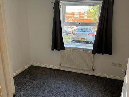 2 bedroom Flat to let in Timberlog Place, Basildon, SS16