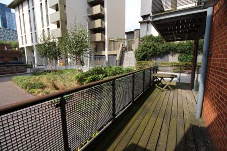 2 bedroom Flat for sale in 2a Lower Chatham Street, Manchester, M1