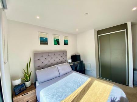 1 bedroom Flat for sale in 5 Red, Salford Quays, Salford, M50