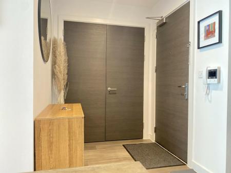 1 bedroom Flat for sale in 5 Red, Salford Quays, Salford, M50