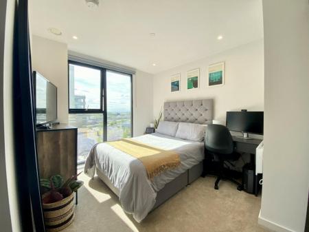 1 bedroom Flat for sale in 5 Red, Salford Quays, Salford, M50