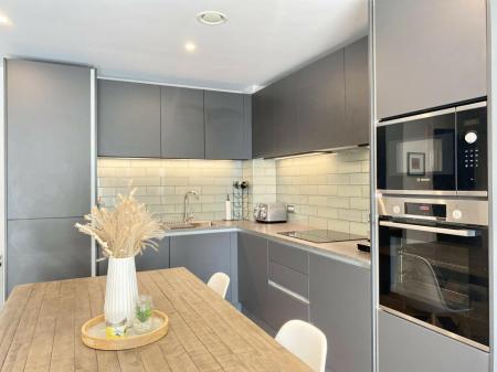 1 bedroom Flat for sale in 5 Red, Salford Quays, Salford, M50