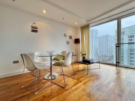 1 bedroom Flat for sale in 94 The Quays, Salford, M50