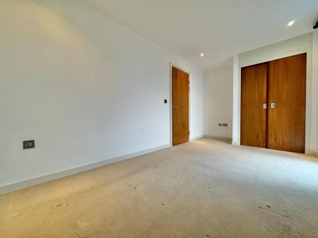 1 bedroom Flat for sale in 94 The Quays, Salford, M50