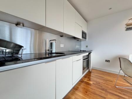 1 bedroom Flat for sale in 94 The Quays, Salford, M50