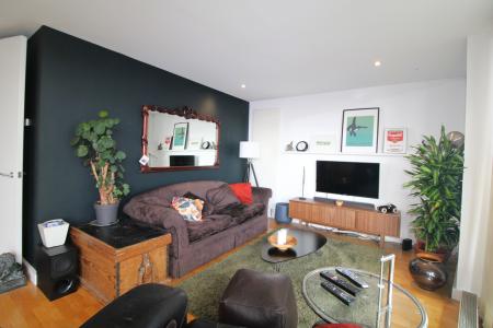 2 bedroom Flat for sale in 96 The Quays, Salford, M50