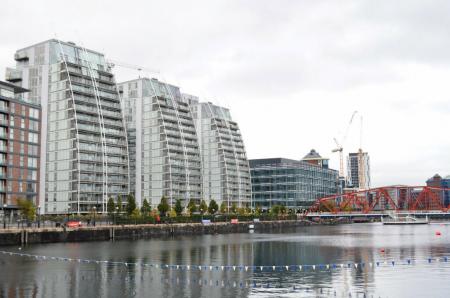 2 bedroom Flat for sale in NV Building, 96 The Quays, M50