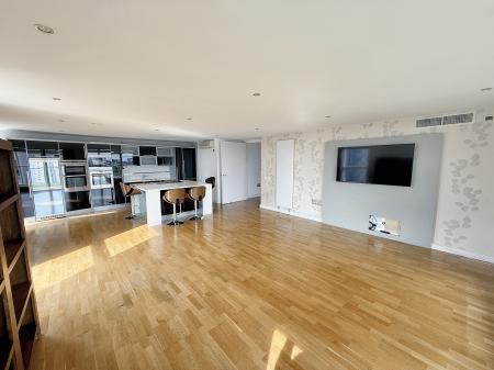 3 bedroom Penthouse for sale in 96 The Quays, Salford Quays, Salford, M50