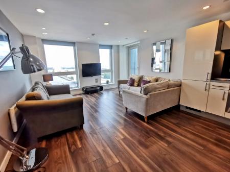 3 bedroom Flat for sale in The Heart, Media City M50 2TH