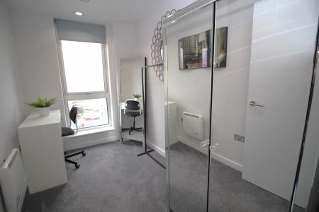 3 bedroom Flat for sale in The Heart, Media City M50 2TH