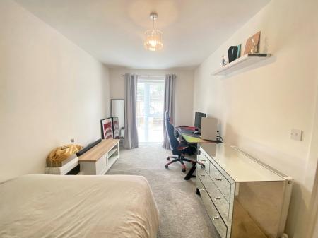 3 bedroom Semi-detached house for sale in Oak Road, Partington, M31