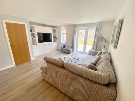 3 bedroom Semi-detached house for sale in Oak Road, Partington, M31