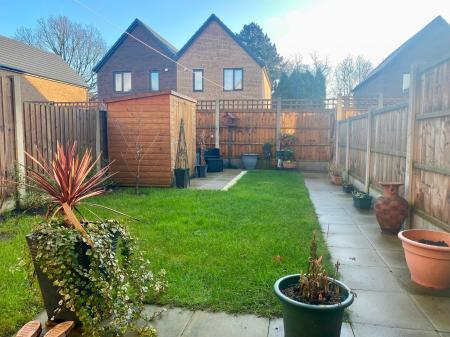 2 bedroom Terraced House for sale in Poppy Street, Partington, M31