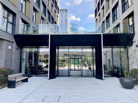 1 bedroom Flat for sale in Red, Salford, M50