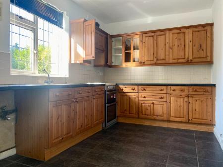 3 bedroom End of terrace house for sale in Stamford Avenue, Altrincham, WA14