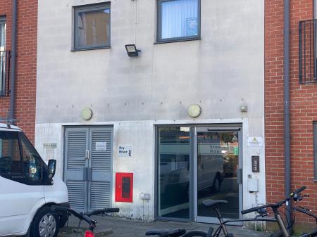 3 bedroom Flat for sale in Woden Street, Salford, M5