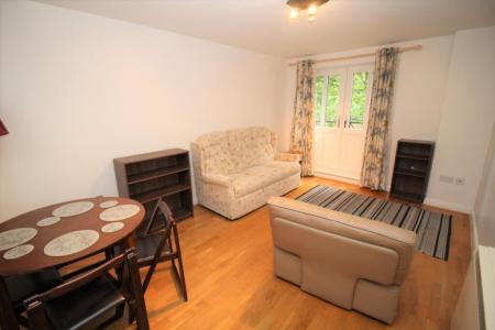 2 bedroom Flat to let in Cleminson Street, Salford, M3