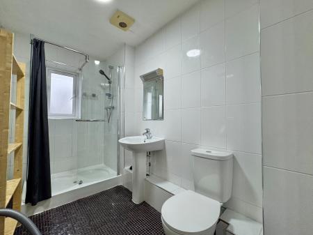 2 bedroom Flat for sale in The Quays, Salford Quays, Salford, M50