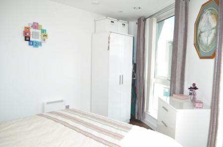 2 bedroom Apartment to let in Blue, Media City UK, Salford Quays, Salford, M50