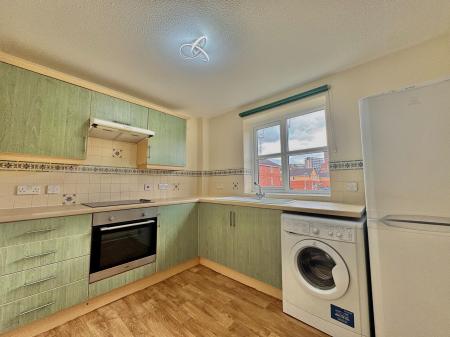 2 bedroom Flat for sale in Georgette Drive, Salford, M3