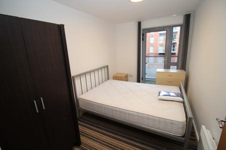 2 bedroom Flat to let in 1c Elmira Way, Salford, M5