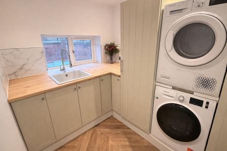 4 bedroom Semi-detached house for sale in Brotherton Drive, Salford, M3