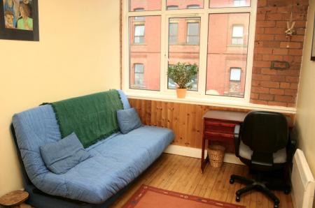 2 bedroom Flat to let in 384 Chester Road, Manchester, M16