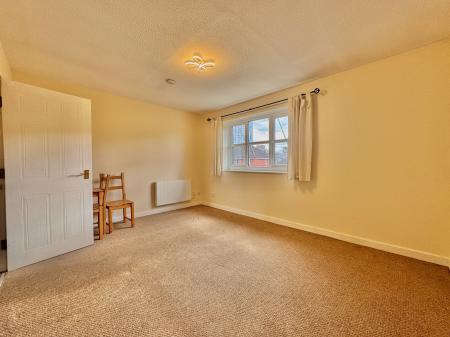 2 bedroom Flat for sale in Georgette Drive, Salford, M3