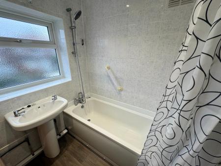 3 bedroom Semi-detached house for sale in Beech Road, Sale, M33