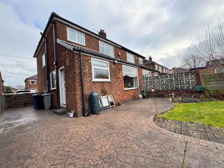 3 bedroom Semi-detached house for sale in Oakhampton Crescent, Sale, M33