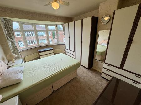 3 bedroom Semi-detached house for sale in Oakhampton Crescent, Sale, M33