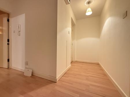 2 bedroom Flat for sale in Labrador Quay, Salford Quays, Salford, M50