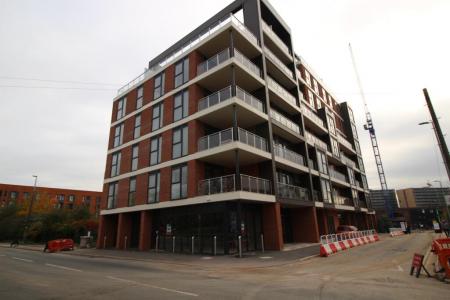 2 bedroom Flat to let in Woden Street, Salford, M5