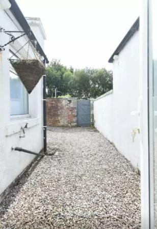 2 bedroom Terraced House to let in Heaton Street, Prestwich, M25