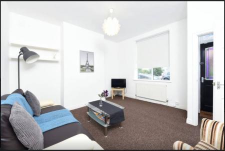 2 bedroom Terraced House to let in Heaton Street, Prestwich, M25