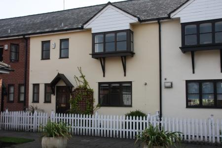 3 bedroom Mews house to let in Merchants Quay, Salford Quays, Salford, M50