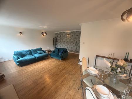 3 bedroom Mews house to let in Merchants Quay, Salford Quays, Salford, M50
