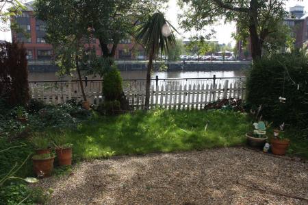 3 bedroom Mews house to let in Merchants Quay, Salford Quays, Salford, M50