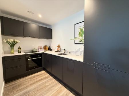 2 bedroom Flat to let in church street development, Eccles, M30