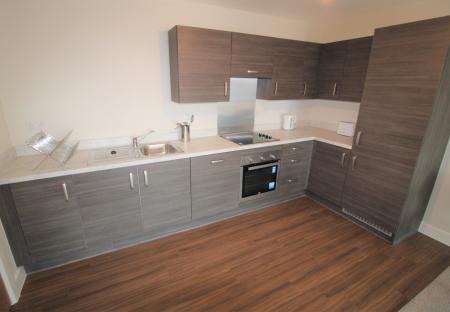 2 bedroom Flat to let in Ordsall Lane, Salford, M5