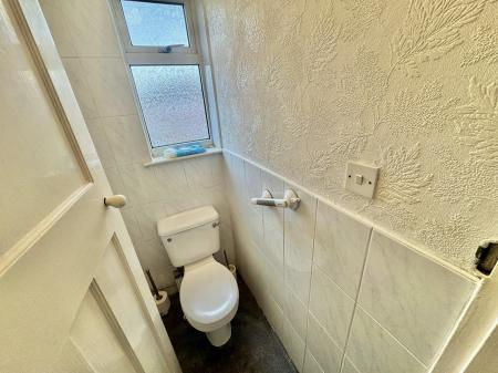 4 bedroom Semi-detached house for sale in Windsor Road, Denton, M34