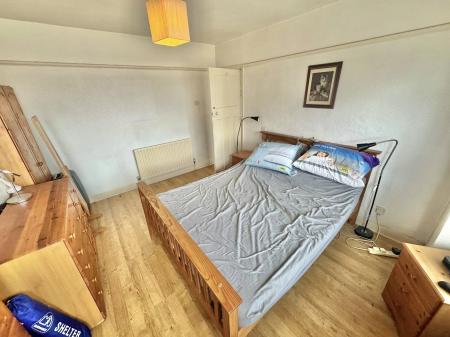 4 bedroom Semi-detached house for sale in Windsor Road, Denton, M34