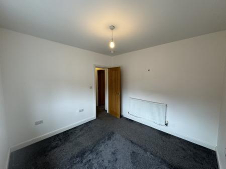 2 bedroom Flat to let in Ashfield Road, Sale, M33