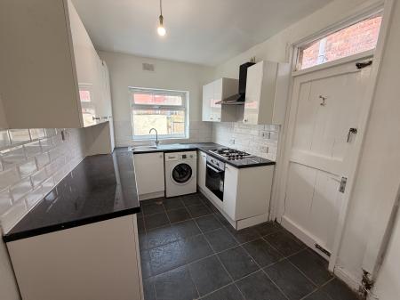2 bedroom Terraced House to let in Crondall street, Fallowfield, Manchester, M14