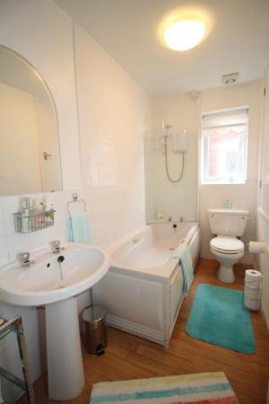 2 bedroom Mews house to let in Trinity Riverside, Salford, M3