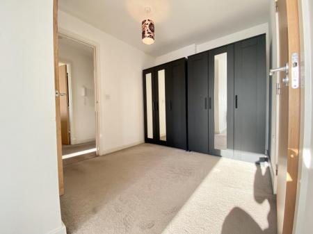 2 bedroom Flat to let in Pilgrims Way, Salford Quays, Salford, M50