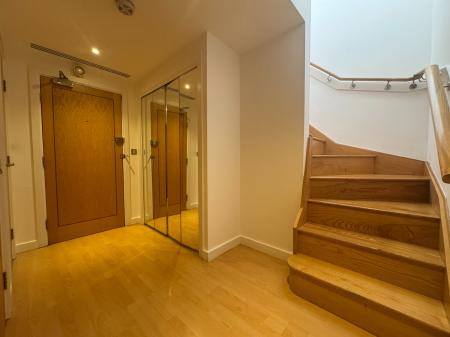 2 bedroom Apartment for sale in The Quays, Salford Quays, Salford, M50