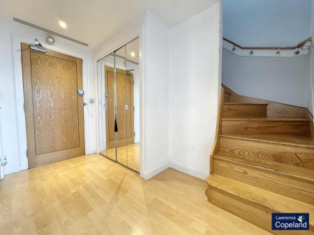 2 bedroom Apartment for sale in The Quays, Salford Quays, Salford, M50